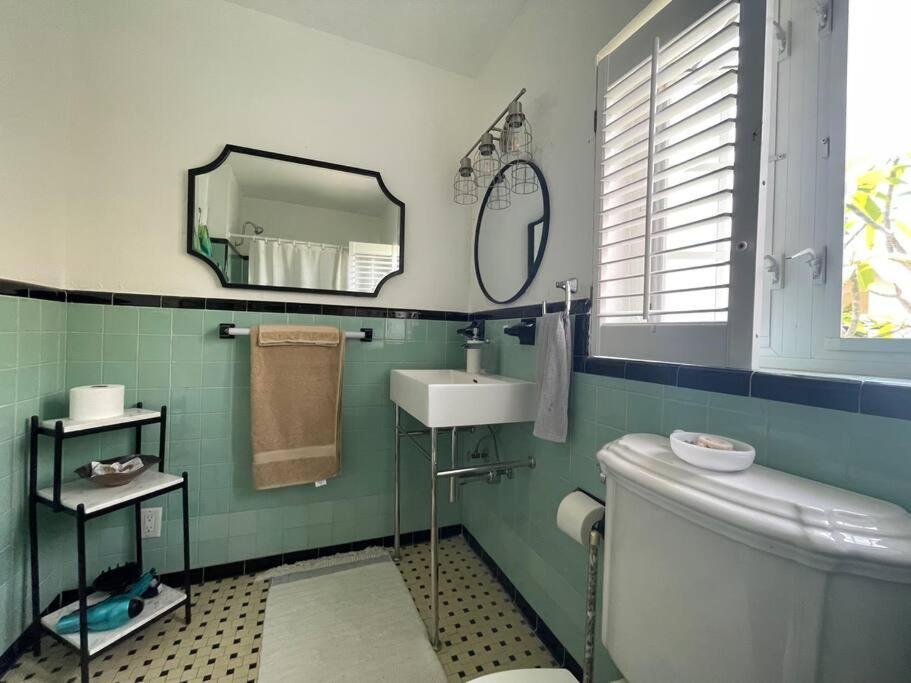 Hot Tub, Tiki Bar, Outdoor Shower, Near Intercoastal Waterway! West Palm Beach Exterior photo